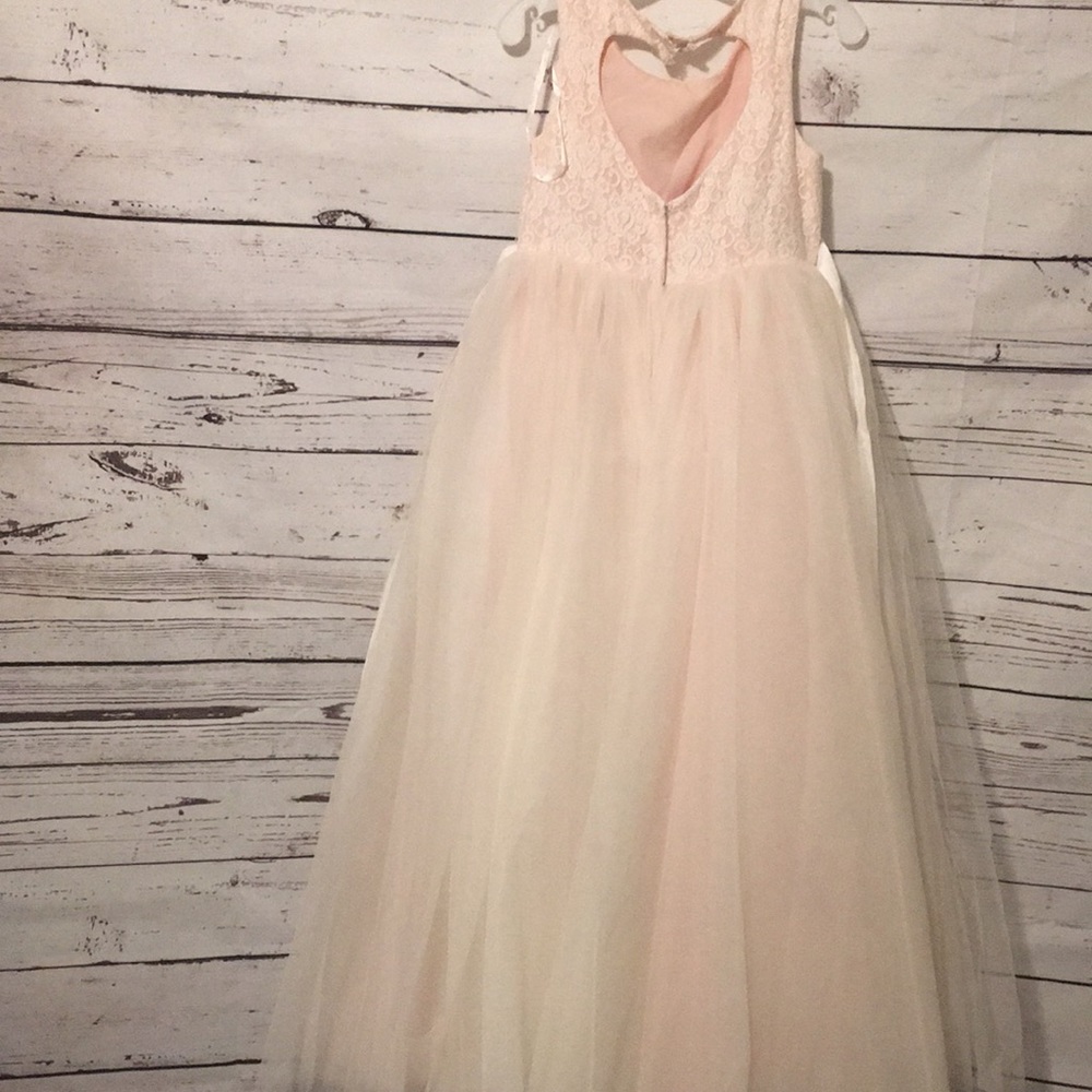 David’s bridal flower girl dress - Picture 3 of 8